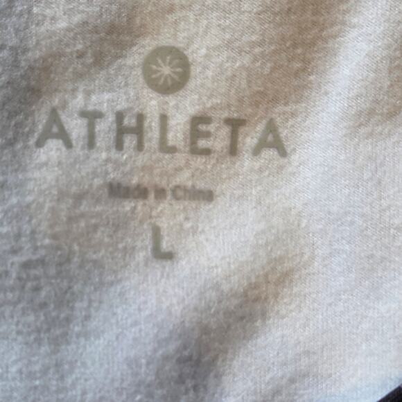 Athleta Runaway Top Floral Moisture Wicking LS Shirt Blue & Purple Leaves sz L - Picture 3 of 8